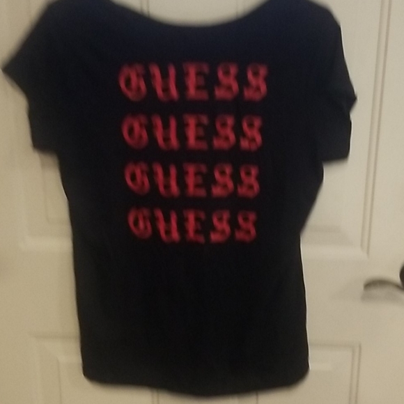 Guess v-neck tee - Picture 2 of 4